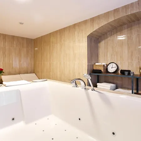 Castle & Wellness 4*