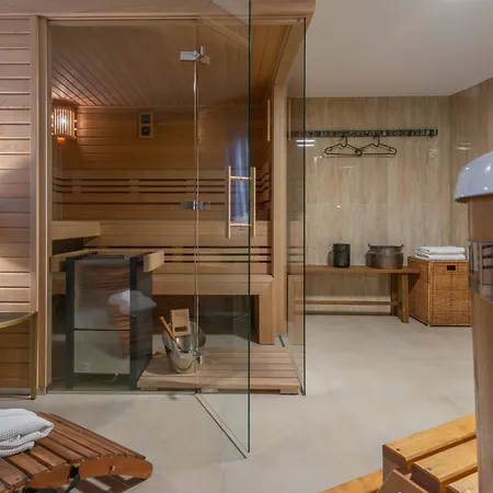 Castle & Wellness Gæstehus